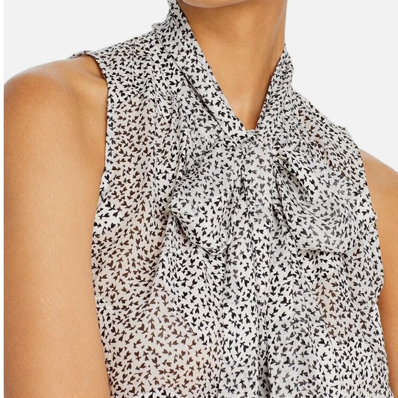 ⚡️SOLD⚡️Rebecca Taylor Silk Floral Sleeveless Tank Top Gray White Blouse - Picture 3 of 16